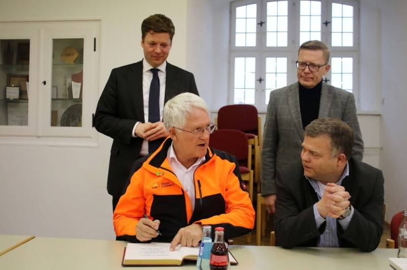 Internationaler Tag des Waldes - Präsident des Deutschen Forstwirtschaftsrates zu Gast in Neustadt